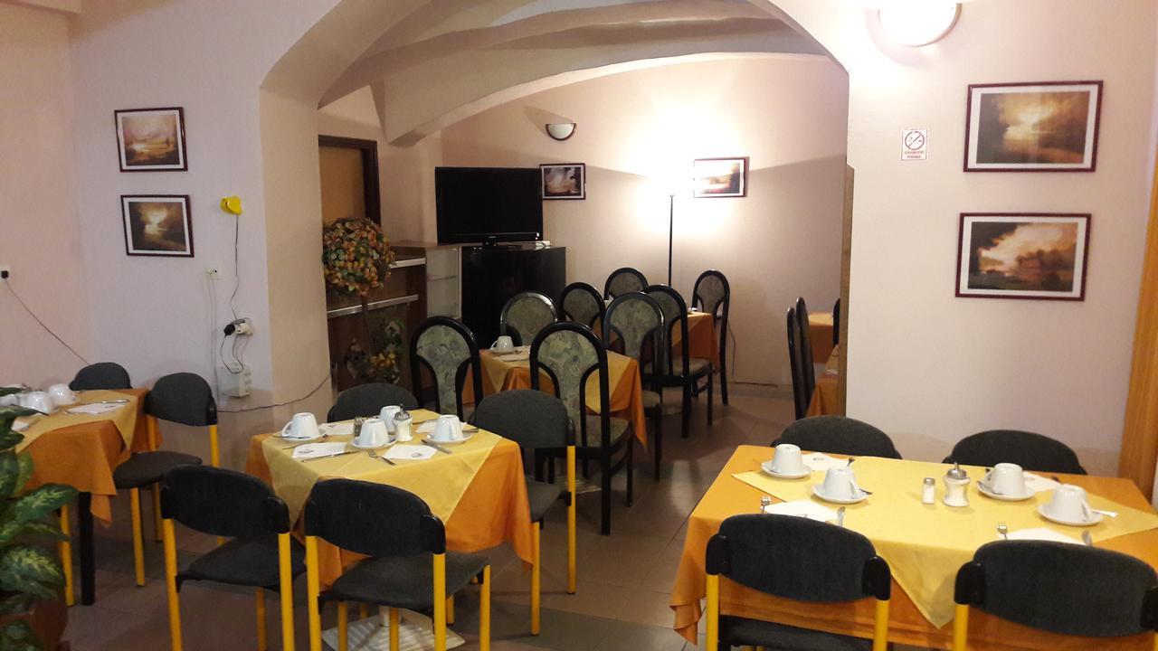 Hotel Veli Joze Pula Dış mekan fotoğraf
